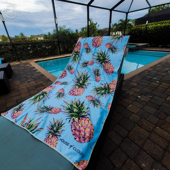 Beach Towel House of Clouds Microfiber Pineapple quick dry pool boat swim va… - Picture 1 of 5